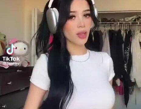 Iamferv!!! Sexy dance on bedroom