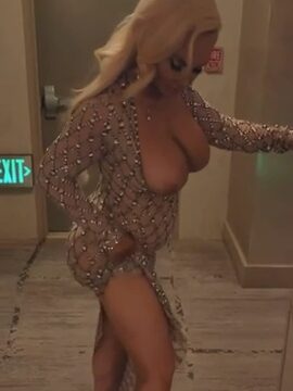 Coco Austin Nude playing so hot video