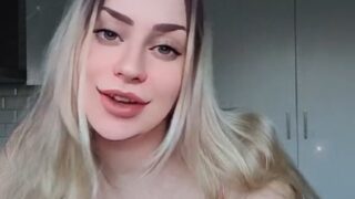 Snowmixyy Nude show big Tits So Lewd !!