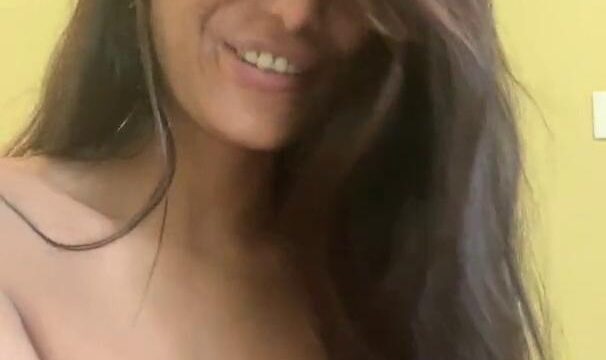 Poonam Pandey Pussy Close Up Tease Video Leaked