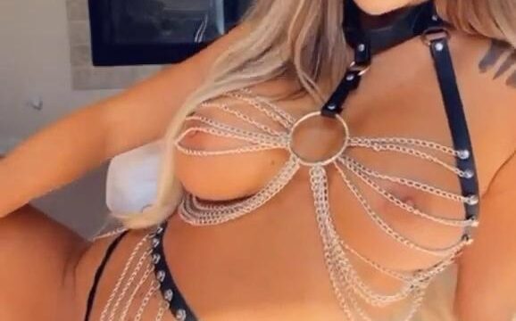 Julianne Nude Boobs Tease Onlyfans Video Leaked