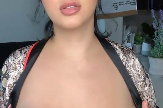 Brndav Leaked Titty Play Onlyfans Porn Video